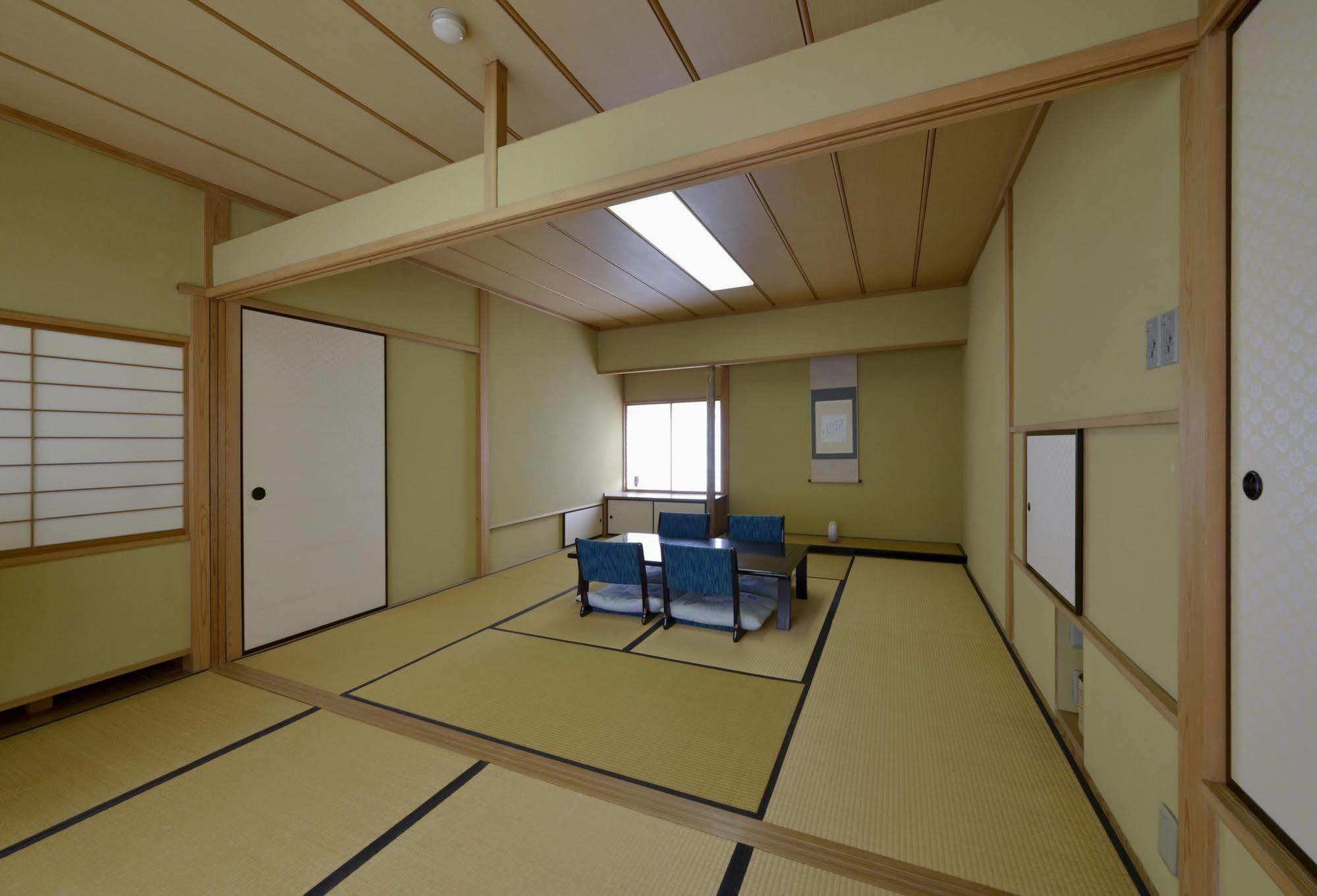 Zen Hostel Yamanouchi  Exteriör bild
